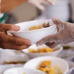 alimenti-piatto-pasti-bisognosi